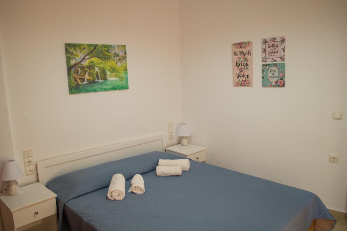 Apartamento Sun Βy Τhe Sea 100M From The Beach Agia Pelagia  Exterior foto