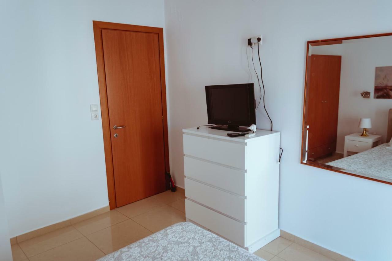 Apartamento Sun Βy Τhe Sea 100M From The Beach Agia Pelagia  Exterior foto