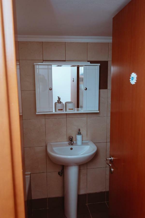 Apartamento Sun Βy Τhe Sea 100M From The Beach Agia Pelagia  Exterior foto