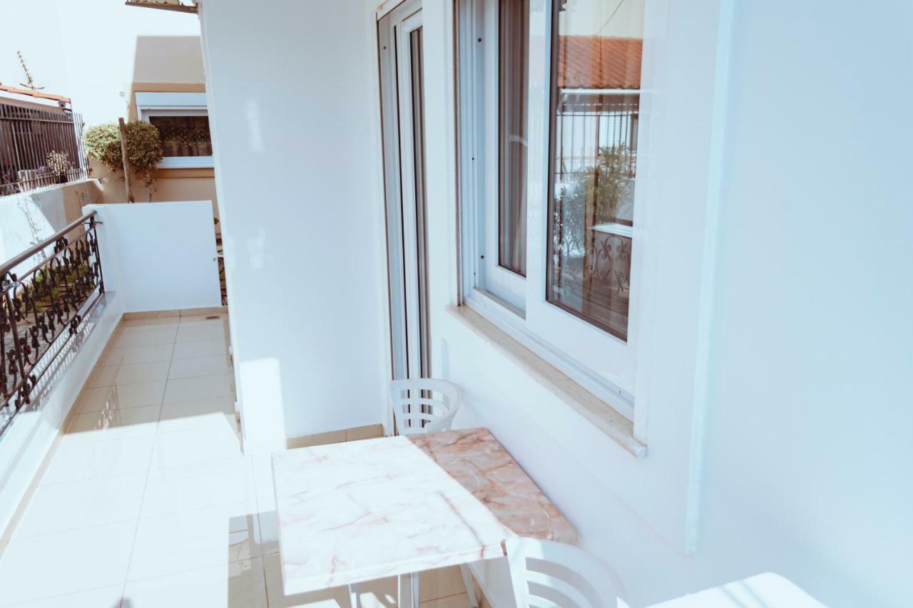 Apartamento Sun Βy Τhe Sea 100M From The Beach Agia Pelagia  Exterior foto