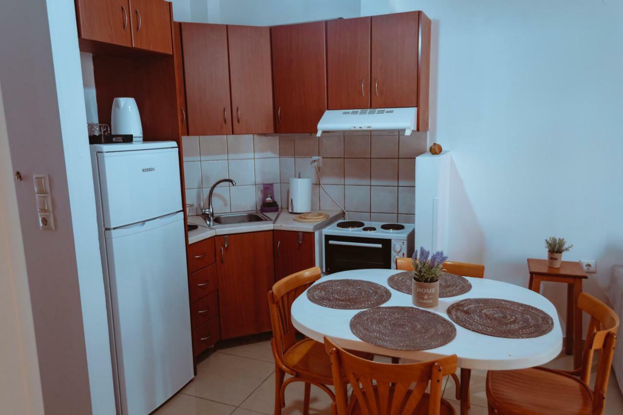 Apartamento Sun Βy Τhe Sea 100M From The Beach Agia Pelagia  Exterior foto