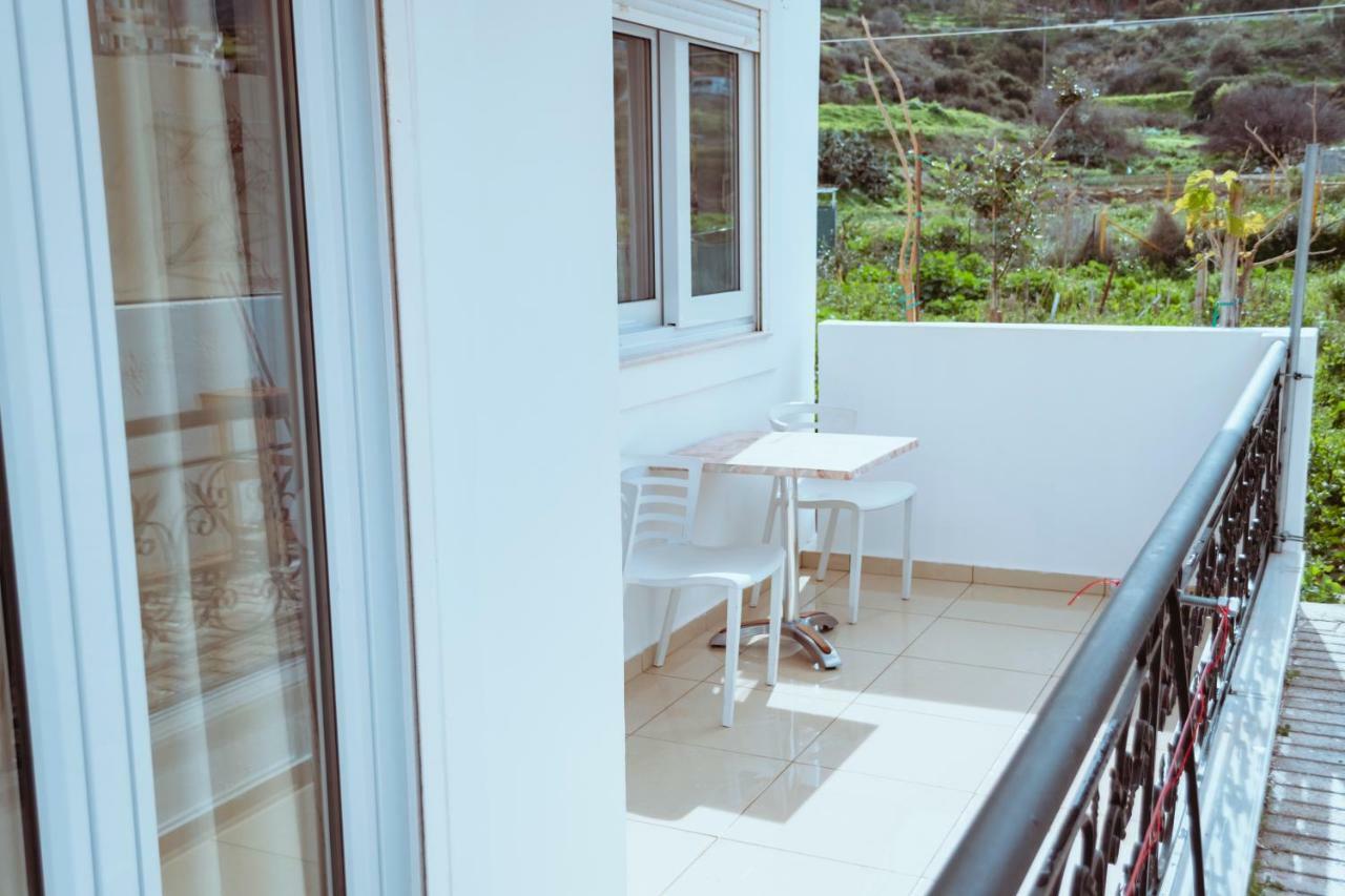 Apartamento Sun Βy Τhe Sea 100M From The Beach Agia Pelagia  Exterior foto