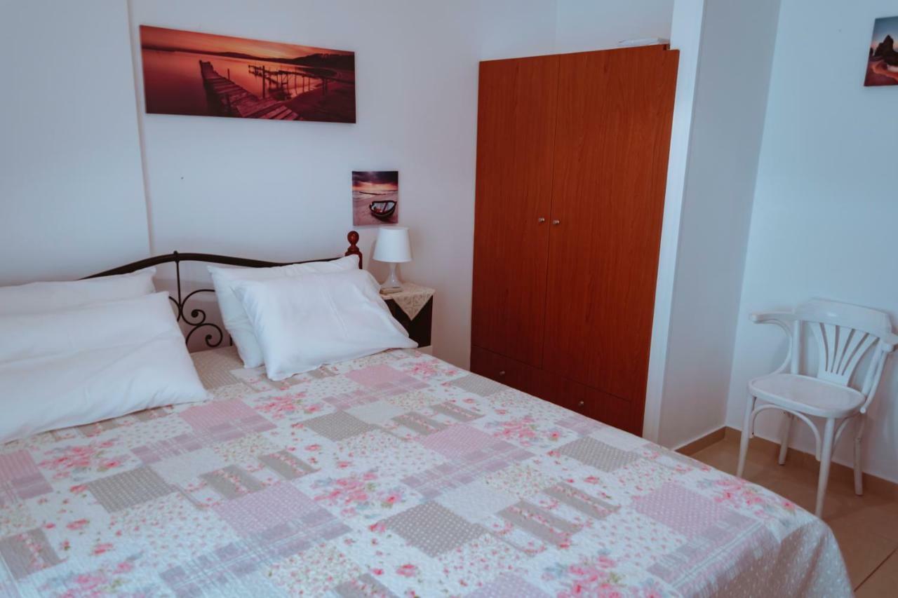 Apartamento Sun Βy Τhe Sea 100M From The Beach Agia Pelagia  Exterior foto