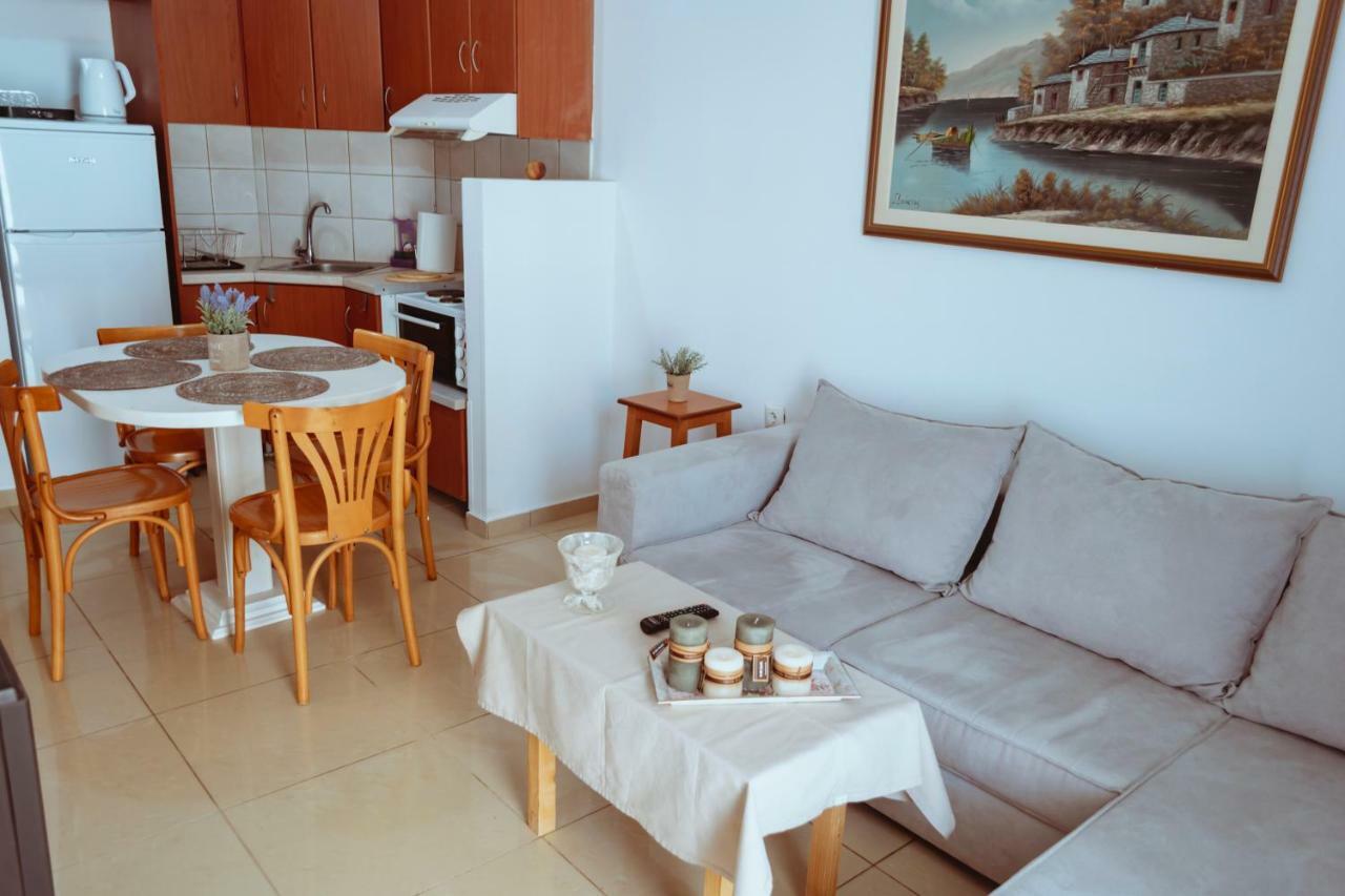 Apartamento Sun Βy Τhe Sea 100M From The Beach Agia Pelagia  Exterior foto